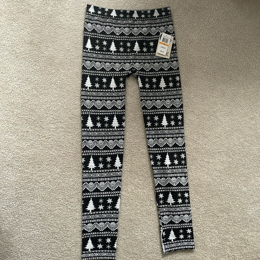 Pink Rose Leggings - SMALL - WITH TAGS - NEVER WORN